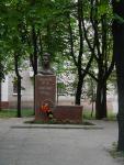 Пам'ятник Ф.Михайлову